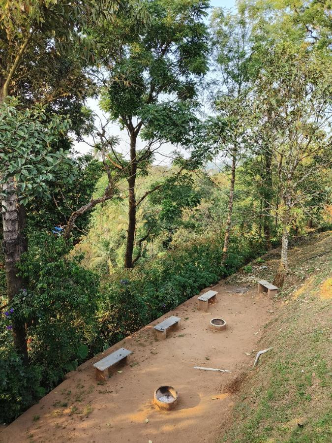 Red Stone Villas Coorg Madikeri Buitenkant foto