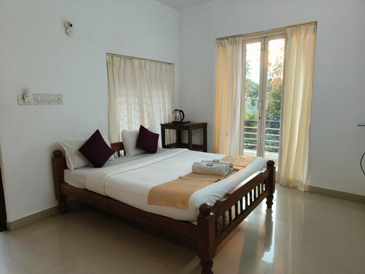 Red Stone Villas Coorg Madikeri Buitenkant foto