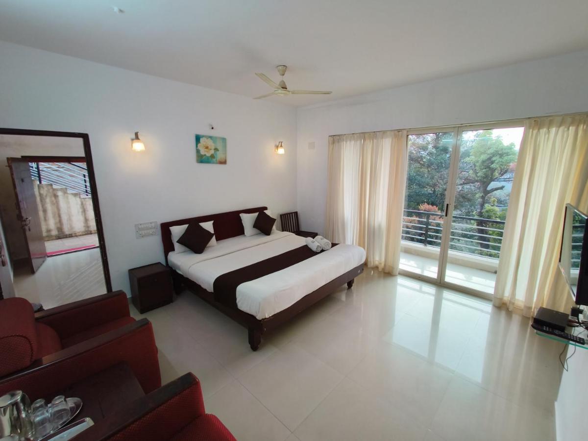 Red Stone Villas Coorg Madikeri Buitenkant foto