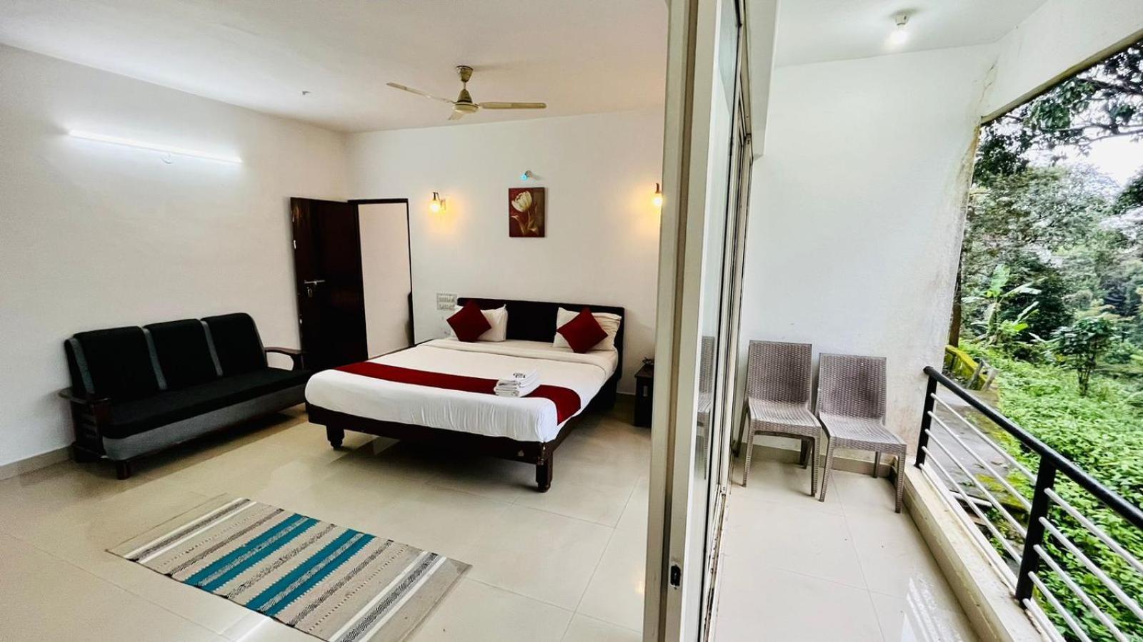 Red Stone Villas Coorg Madikeri Buitenkant foto