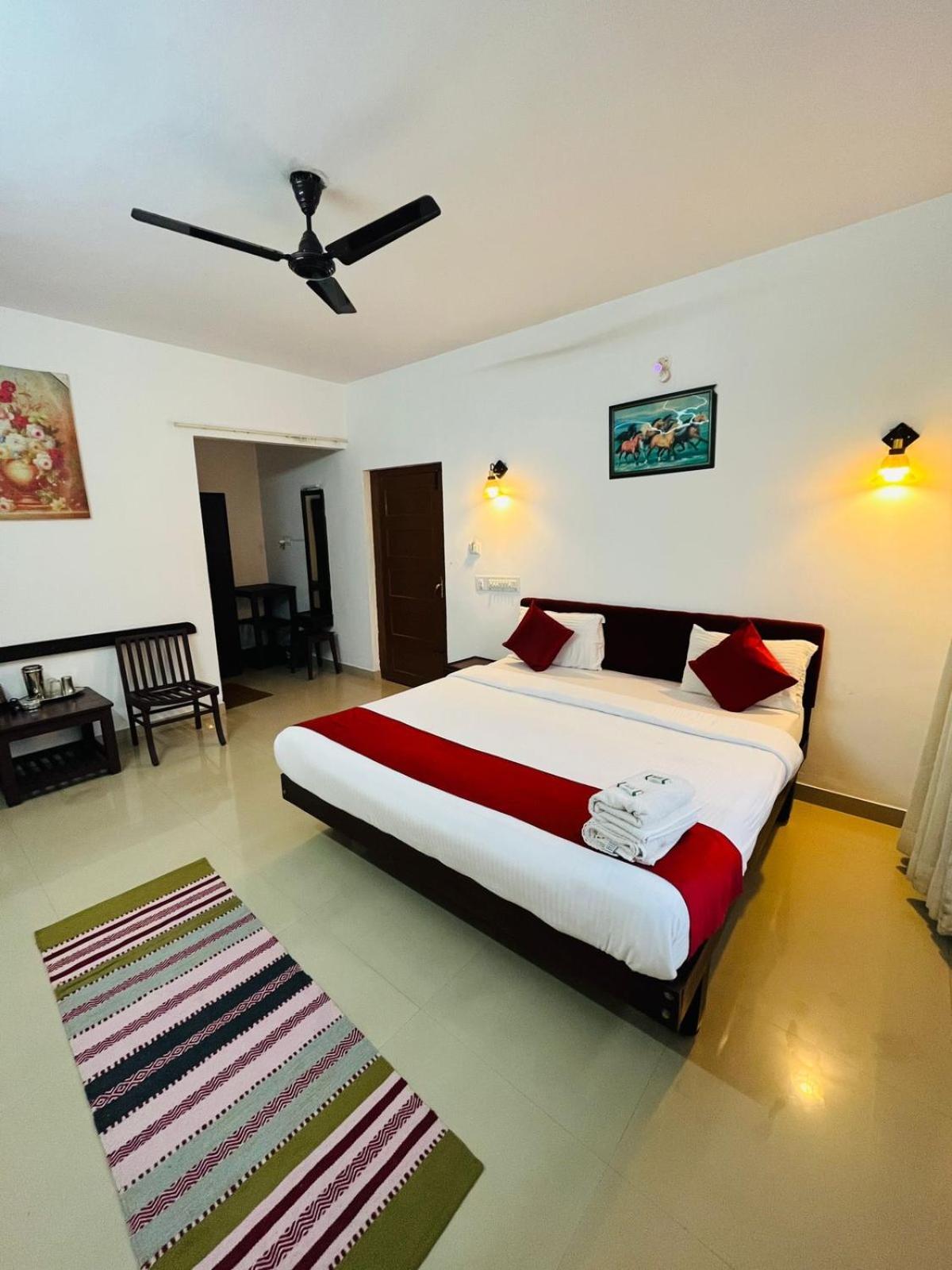 Red Stone Villas Coorg Madikeri Buitenkant foto